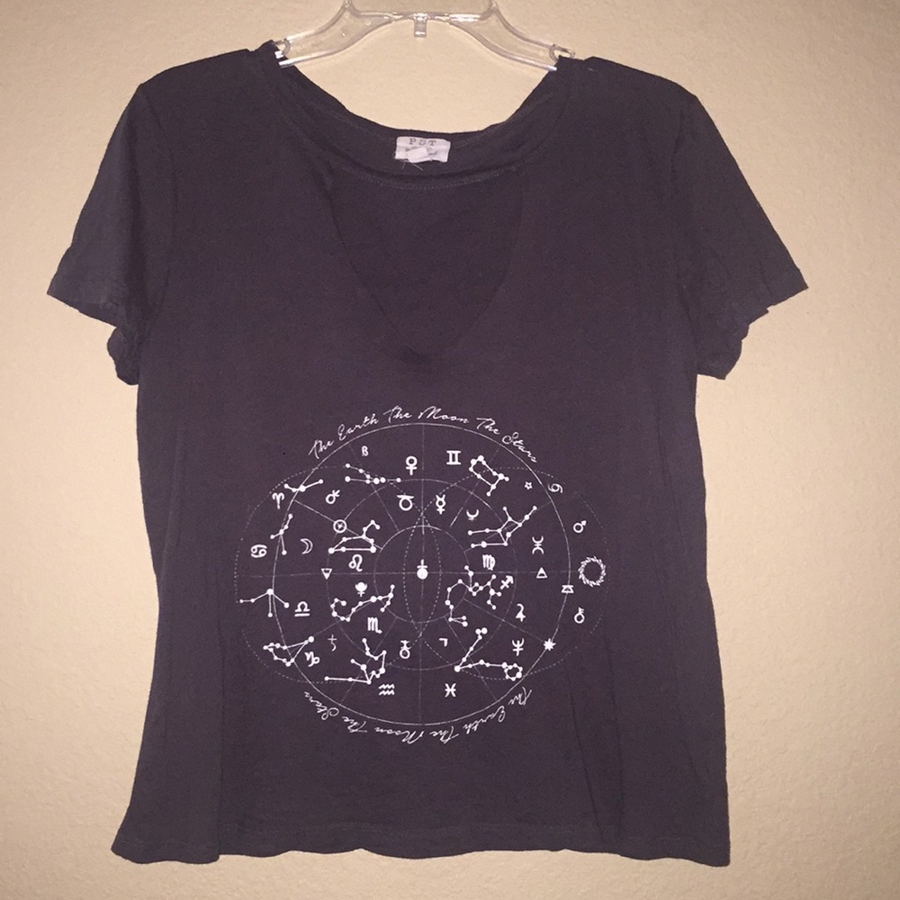Open Cut, V Neck Tee